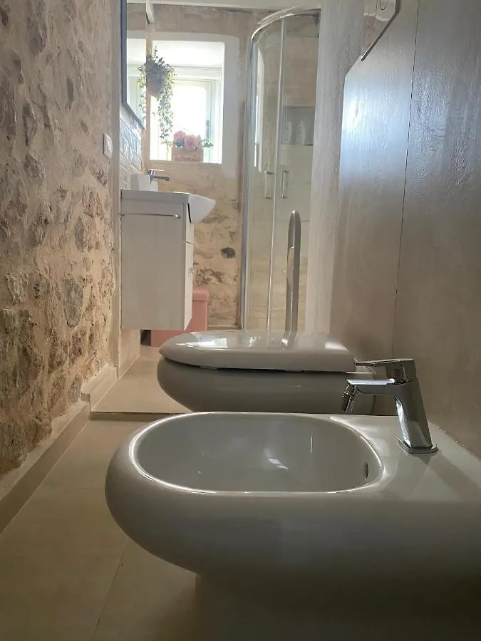 Mary Home Sicily Deluxe Ragusa 0*,