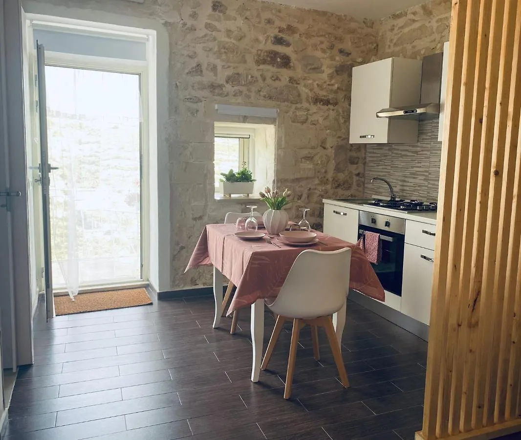 Mary Home Sicily Deluxe Ragusa 0*,  Italy